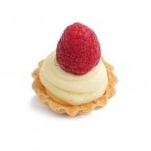 Small tart with custard cream and berries (the picture has an illustrative meaning)