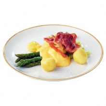 607 / Tvaicēti sparģeļi ar prosciutto crudo, Hollandaise mērci un jaunajiem kartupelīšiem